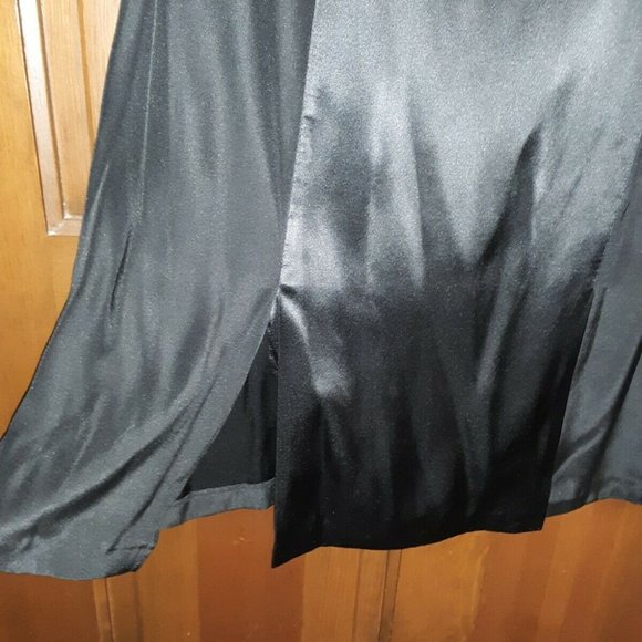 NWT $98 Chico's Black Label 2 SILK Matte shine tunic tank shell Black - Picture 3 of 3